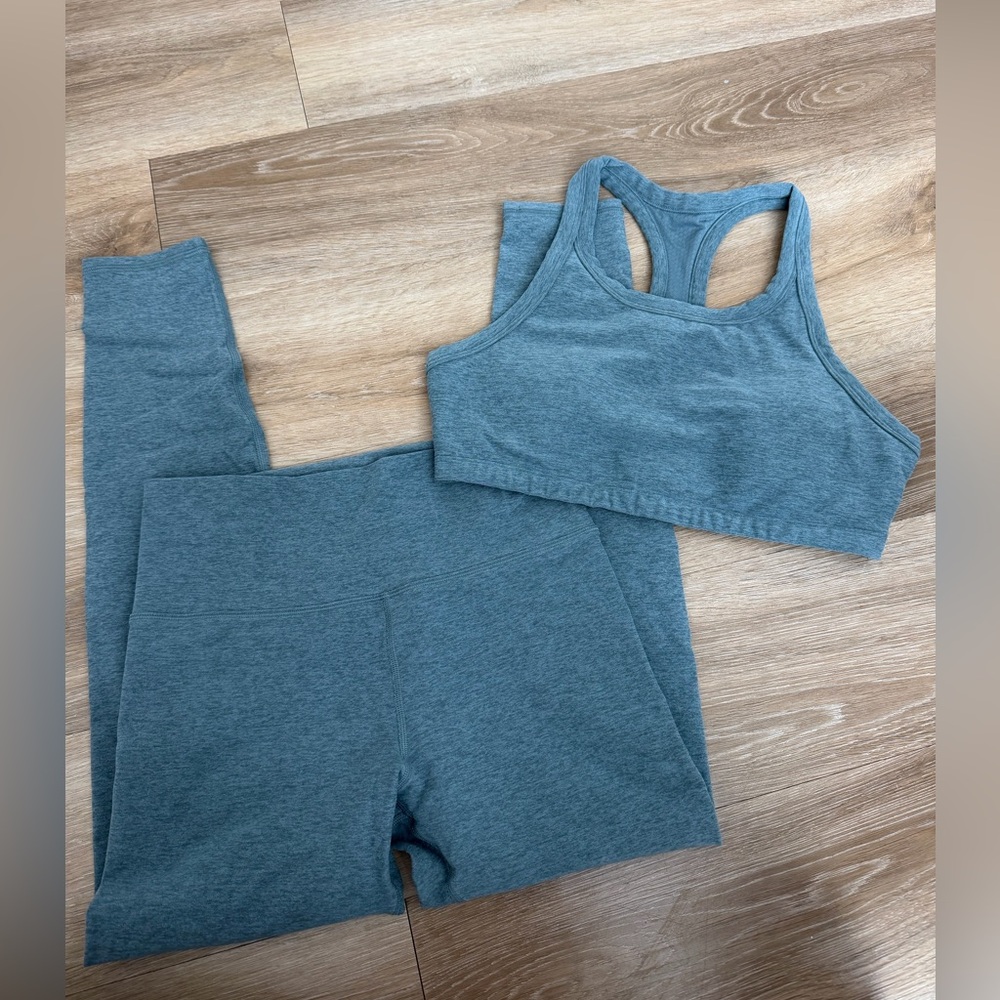 Vuori Workout Set